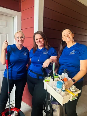 Caring cleaning professional providing compassionate cleaning service for elderly families.